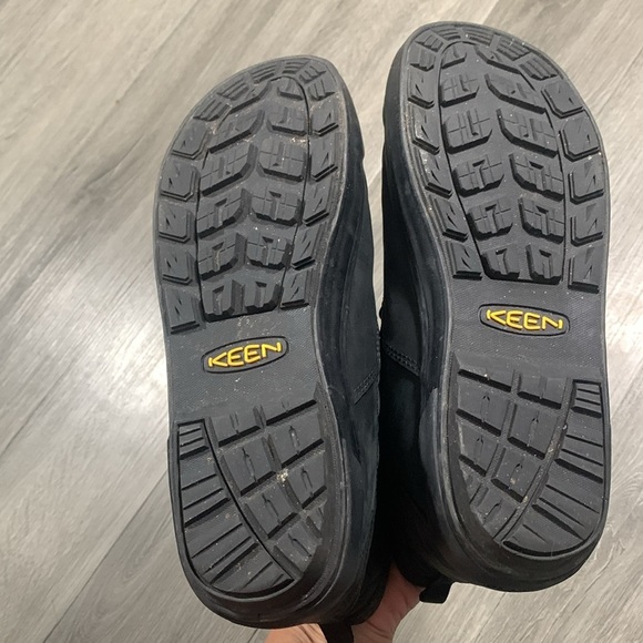 Keen Elsa II Quilted Waterproof Black Ankle Boots       size 11 - Picture 9 of 11